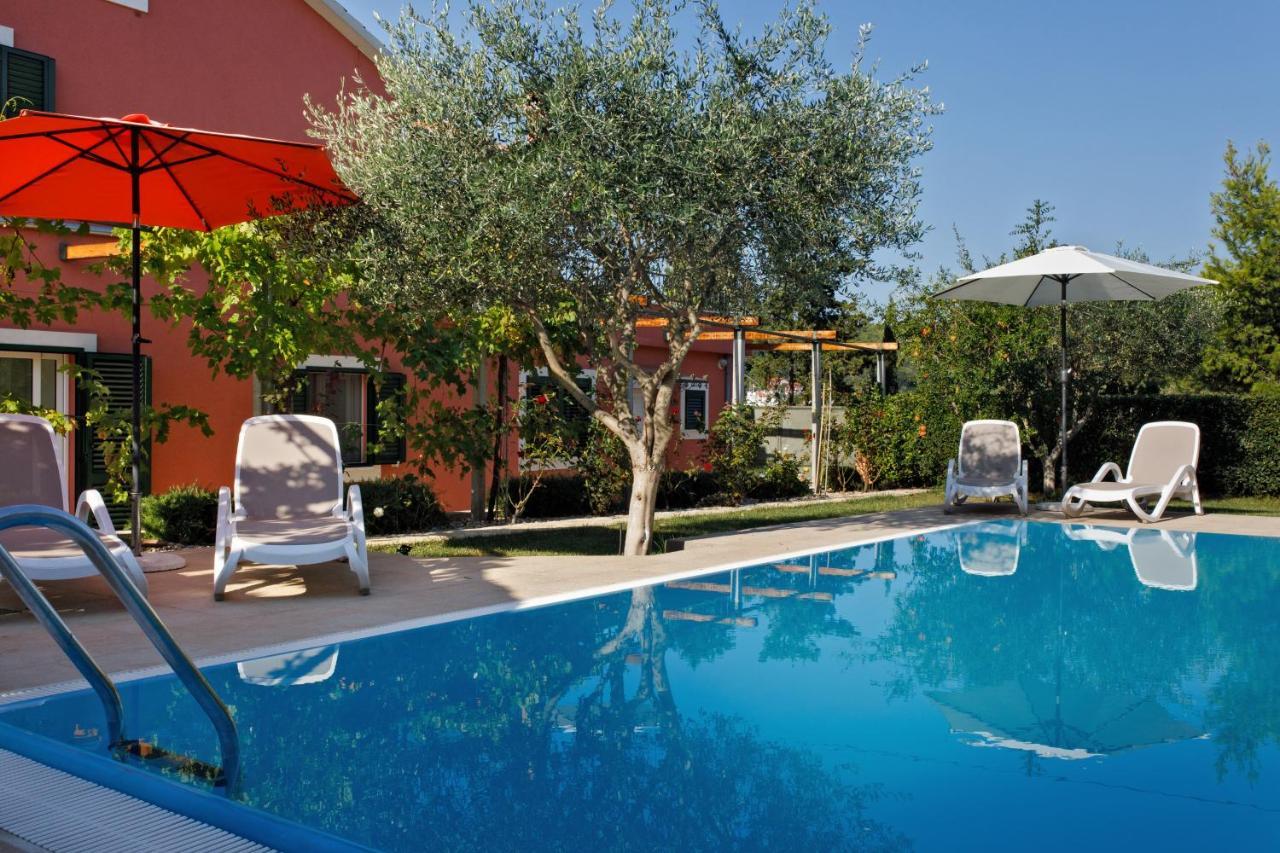 Villa Luna Sutomiscica Exterior foto